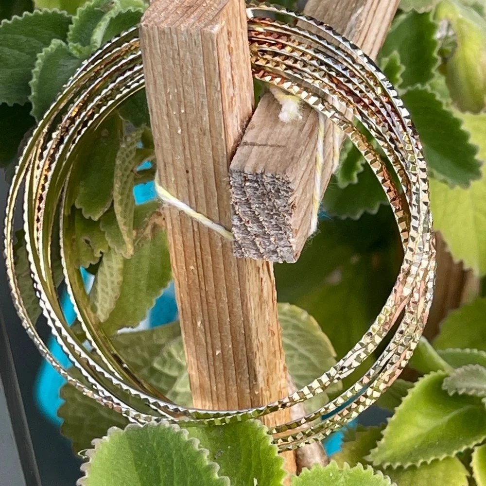 Chic Gold and Silver Textured Bangles - Picture 14 of 14